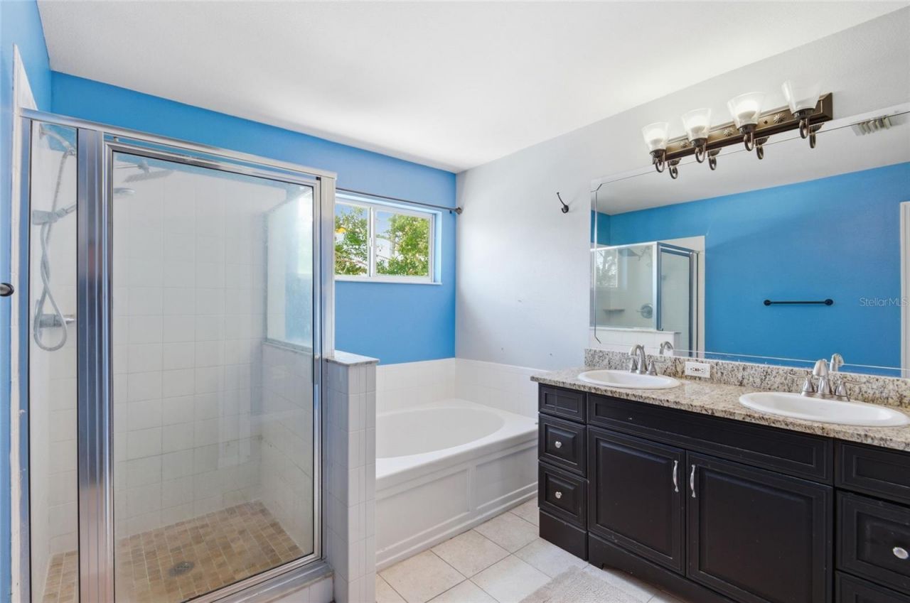 12640 Longcrest Drive , Riverview, FL 33579 Photo