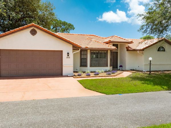 105 Chickadee Court, Daytona Beach, FL 32119