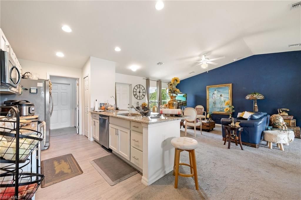 3061 NW Beechwood Cir, Labelle, FL 33935 Photo
