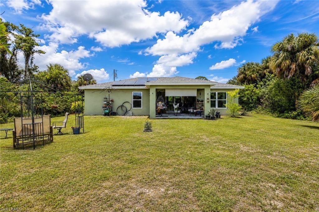 3061 NW Beechwood Cir, Labelle, FL 33935 Photo