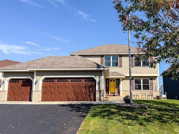 6745 Wildflower Drive S, Cottage Grove, MN 55016