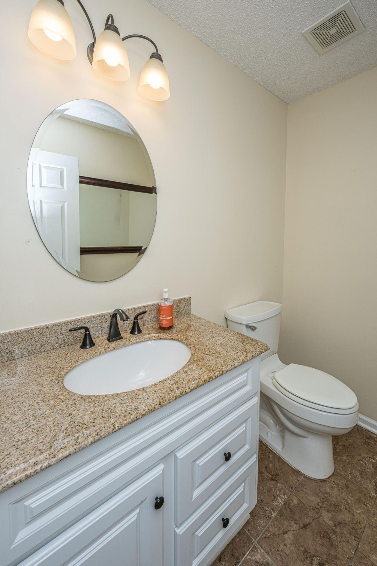 3019 Mapleleaf Drive Photo 11