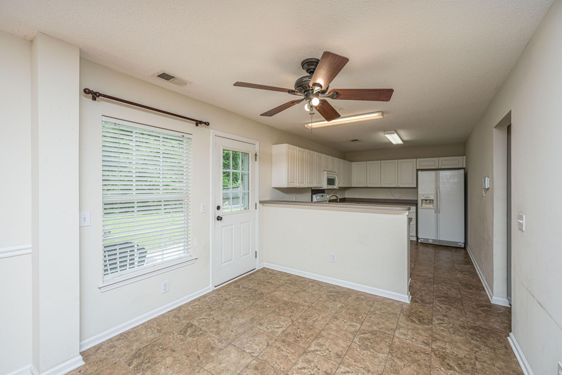 3019 Mapleleaf Drive Photo 7