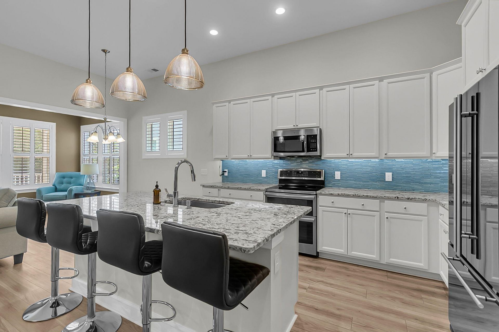 3013 Aura Lane Photo 4
