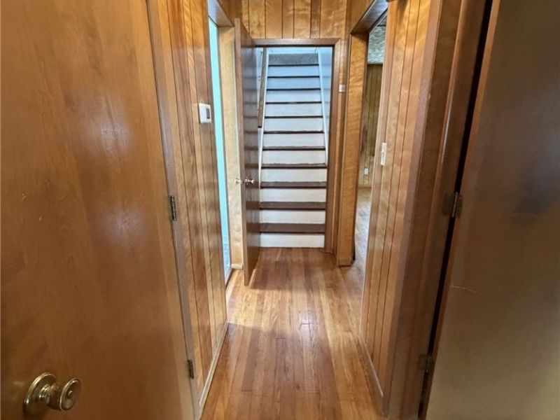 12412 Mortimer Avenue , Cleveland, OH 44111 Photo 10