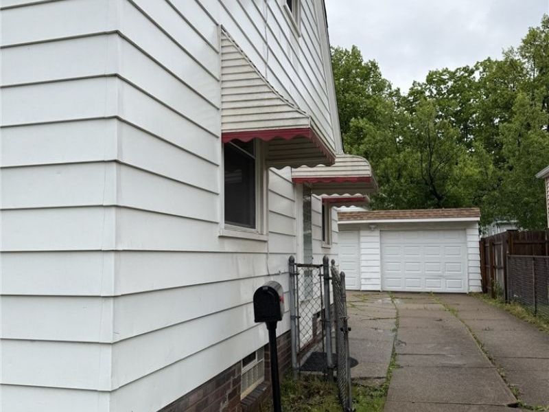 12412 Mortimer Avenue , Cleveland, OH 44111 Photo 34