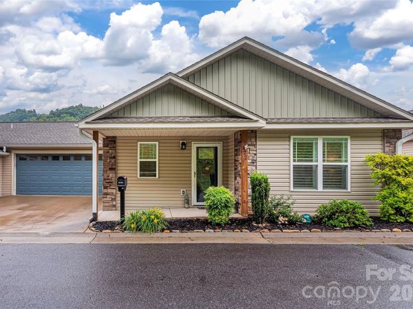 122 February Lane , Waynesville, NC 28785