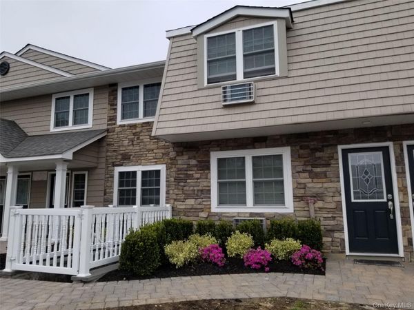 420 Terrace Road , Unit T10-420, Bayport, NY 11705