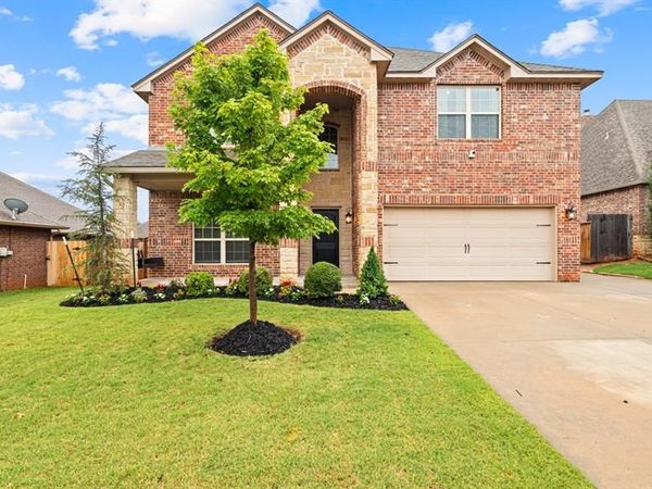 1804 Flagman Street, Yukon, OK 73099