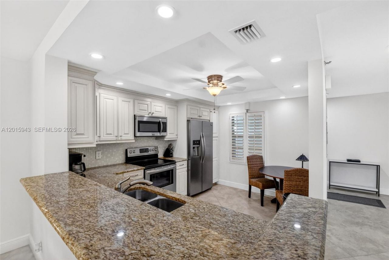 300 John F Kennedy Dr, Unit 101, Atlantis, FL 33462 Photo
