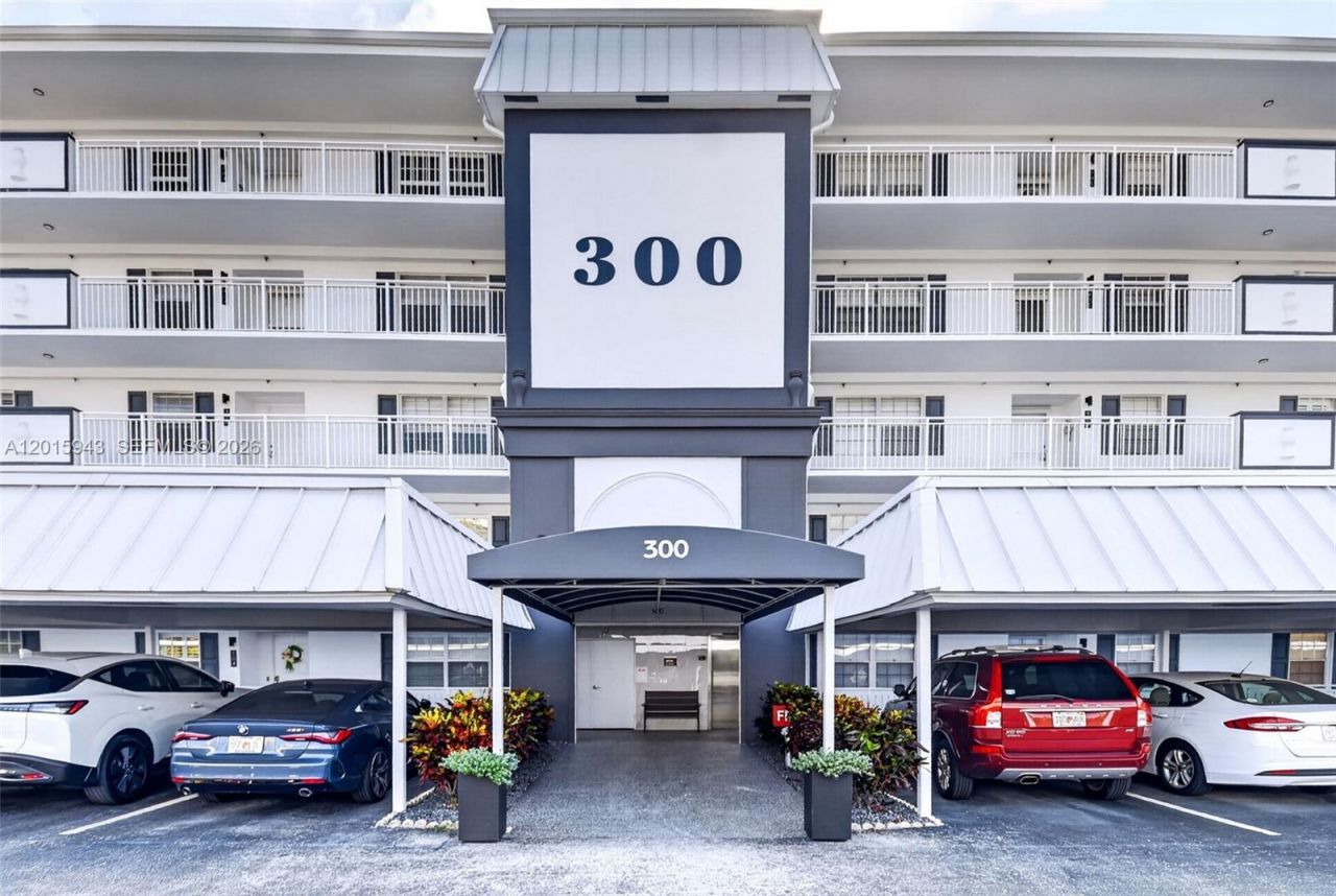 300 John F Kennedy Dr, Unit 101, Atlantis, FL 33462 Photo