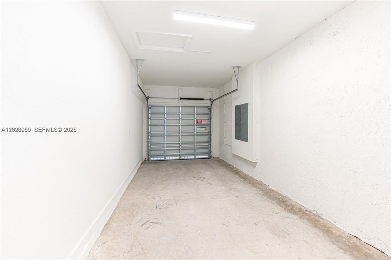 2209 SE 30th St , Unit 2, Homestead, FL 33035 Photo