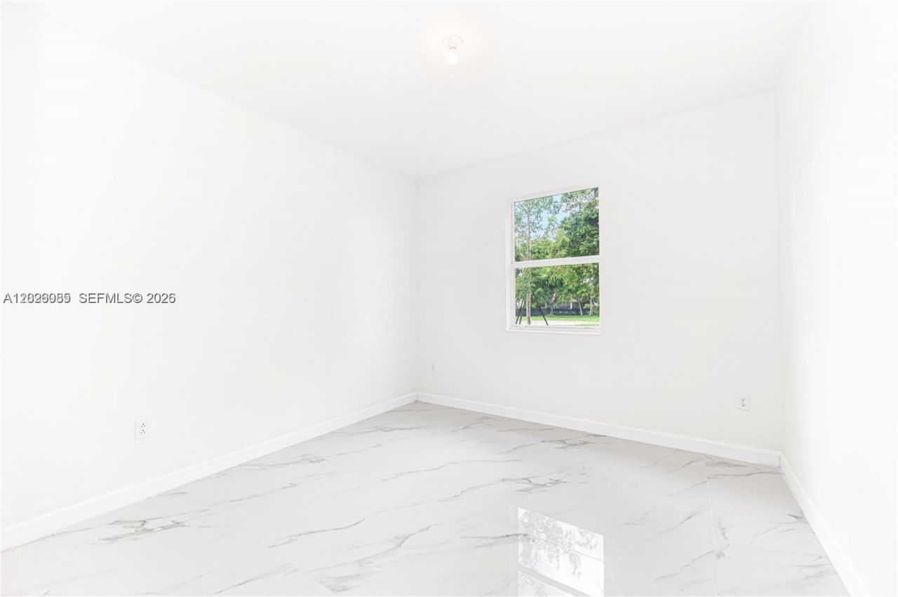 2209 SE 30th St , Unit 2, Homestead, FL 33035 Photo