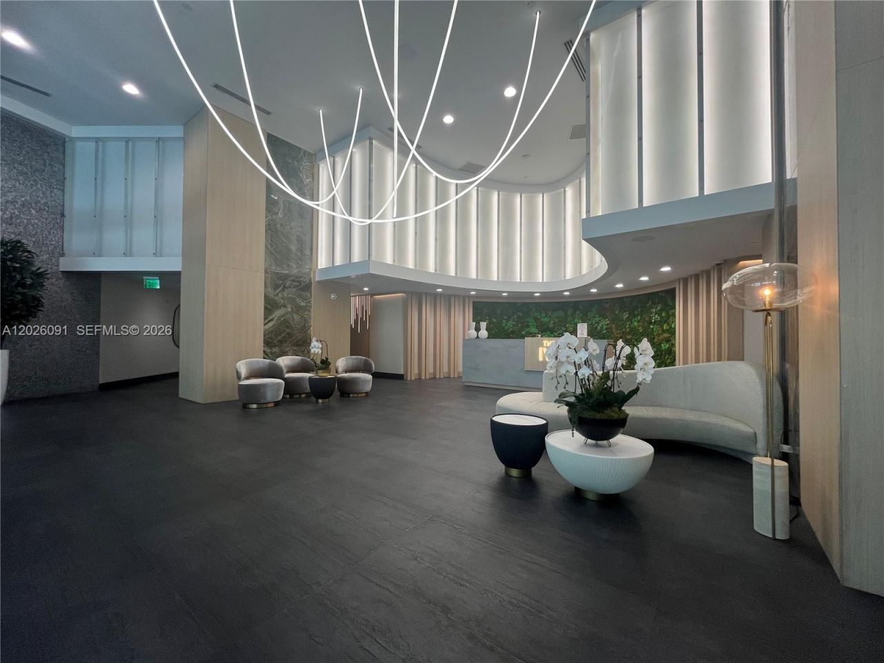 90 SW 3rd St , Unit 1705, Miami, FL 33130 Photo