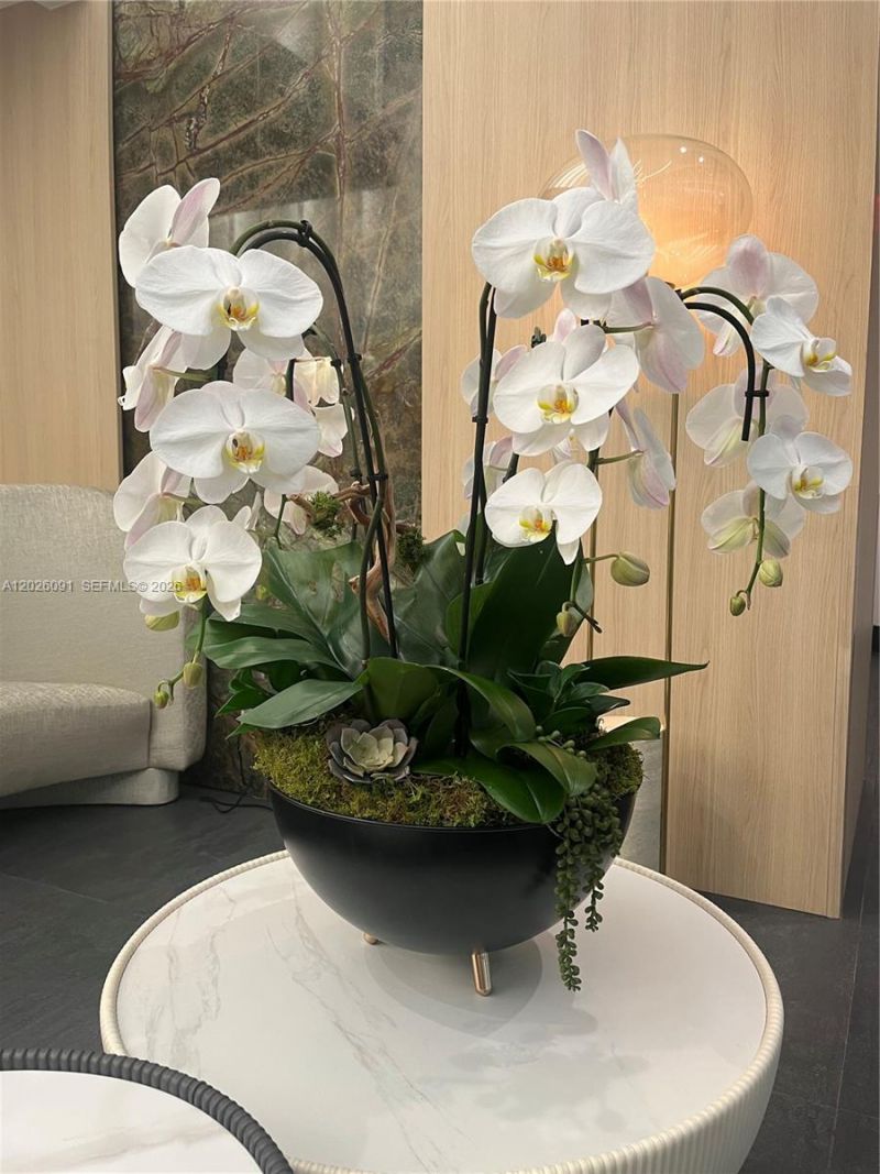 90 SW 3rd St , Unit 1705, Miami, FL 33130 Photo