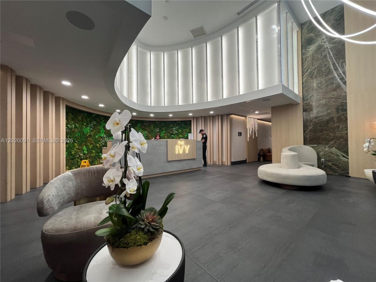 90 SW 3rd St , Unit 1705, Miami, FL 33130 Photo