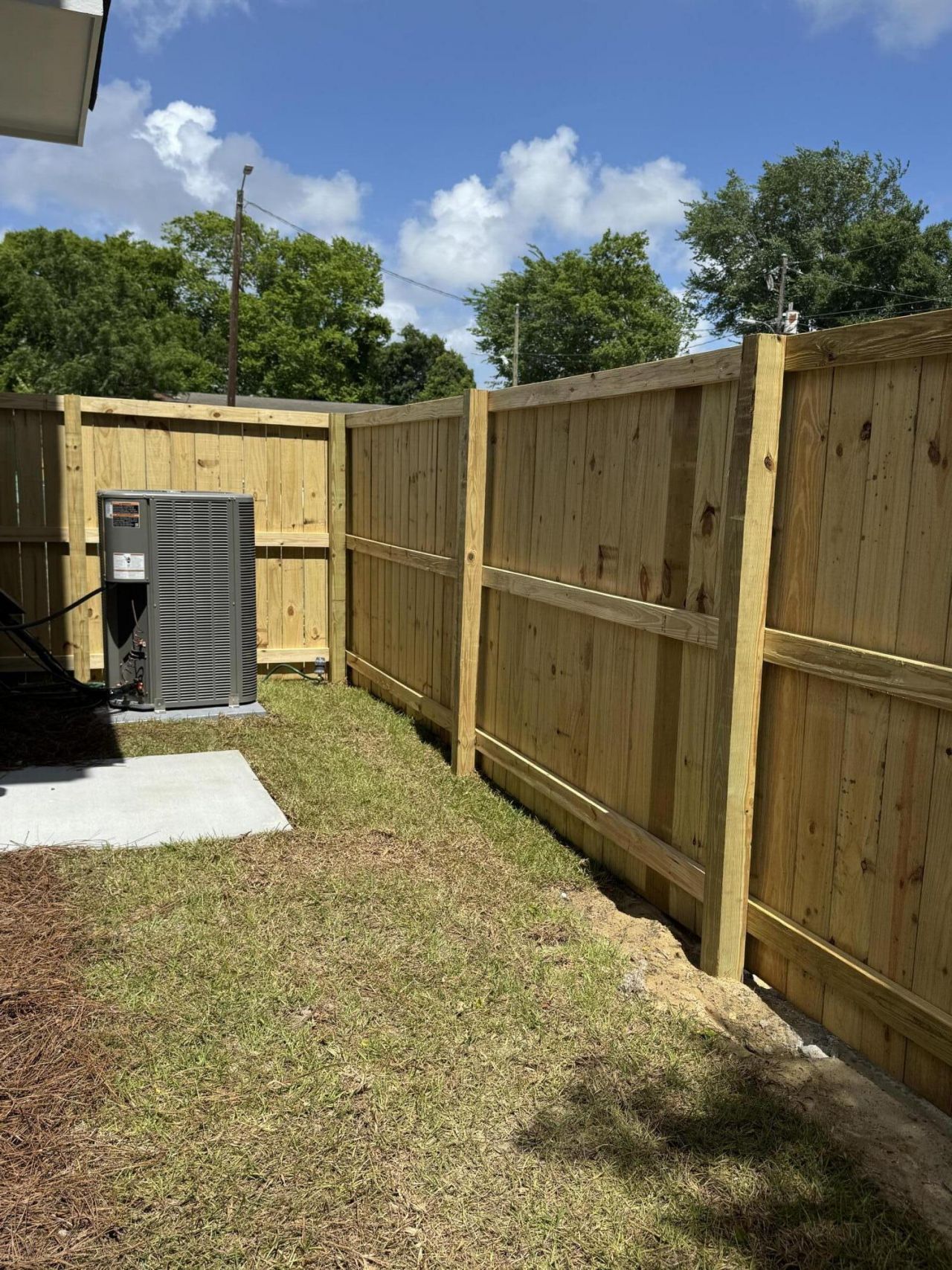 2061 Beech Avenue Photo 18
