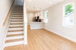 2061 Beech Avenue photo 4