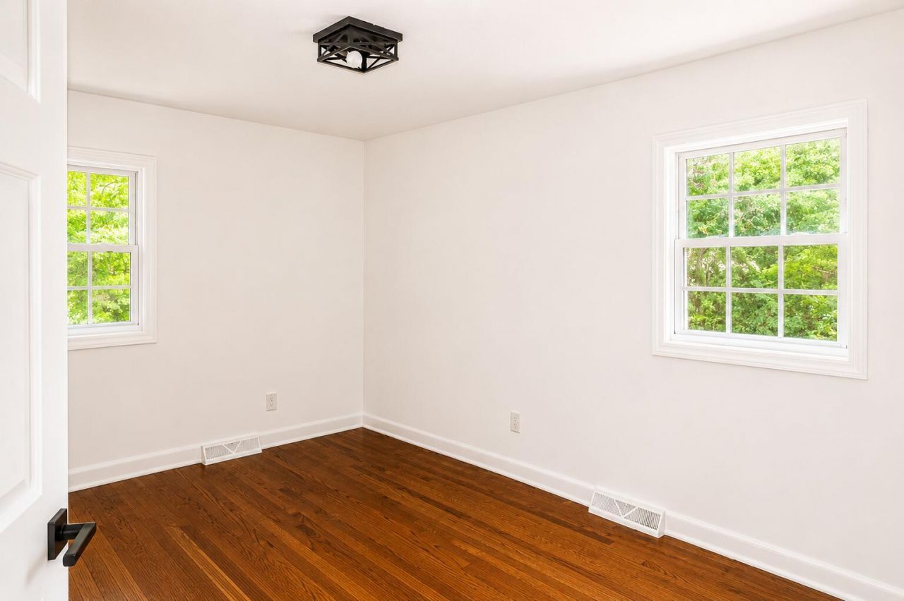 3354 Mountainbrook Avenue Photo 11