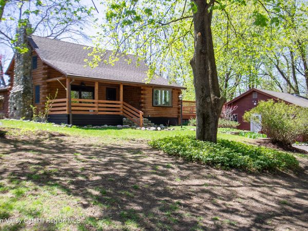 205 Fordham Road, Valatie, NY 12184
