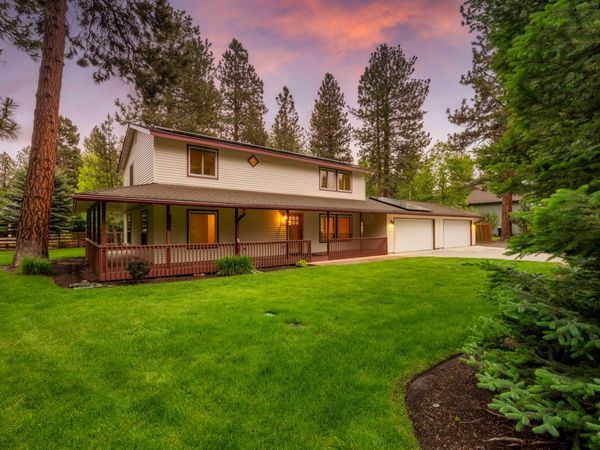 557 E Tyee Drive, Sisters, OR 97759