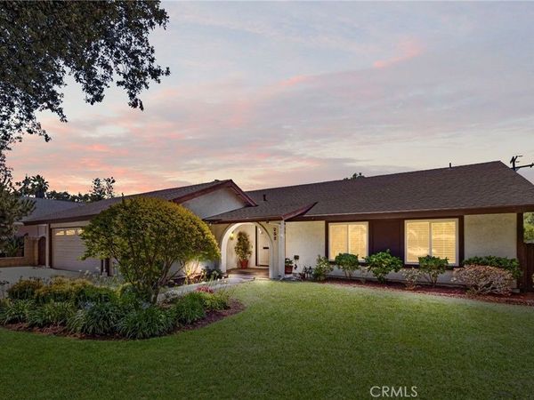 252 E Radcliffe Drive, Claremont, CA 91711