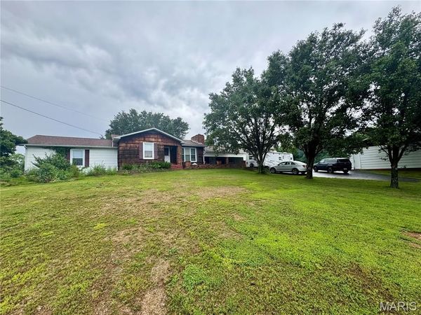 13843 State Route 21 , De Soto, MO 63020