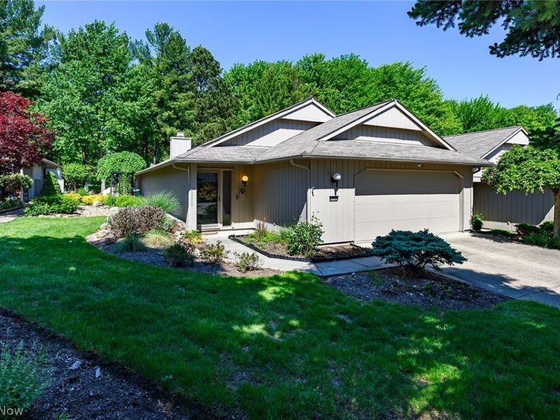 13192 Olympus Way , Strongsville, OH 44149 Photo 1