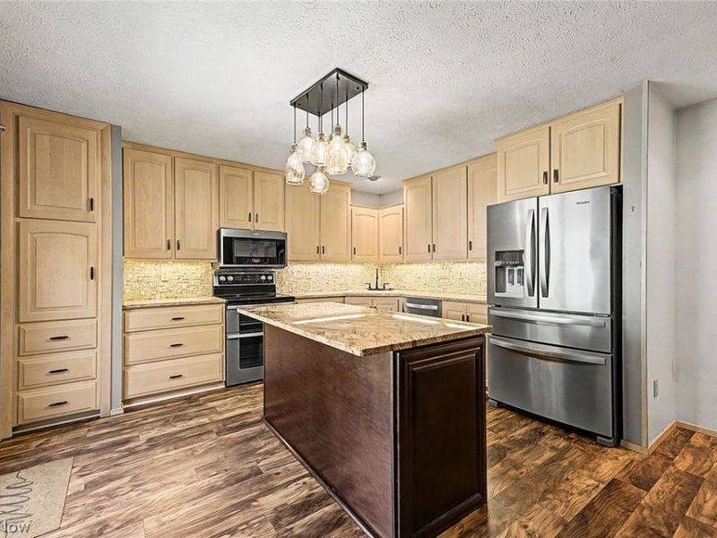 13192 Olympus Way , Strongsville, OH 44149 Photo 14