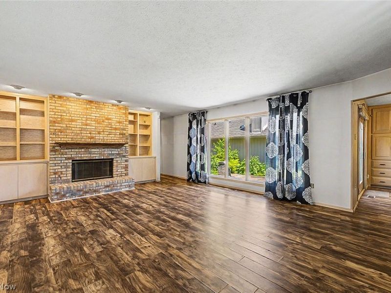 13192 Olympus Way , Strongsville, OH 44149 Photo 7