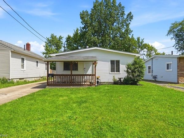 176 Clinton Avenue, Elyria, OH 44035