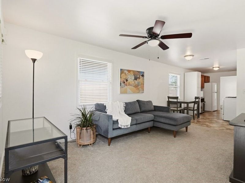 176 Clinton Avenue, Elyria, OH 44035 Photo 9