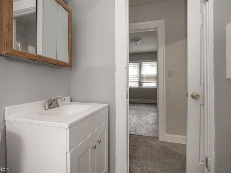 12008 Craven Avenue , Cleveland, OH 44105 Photo 12