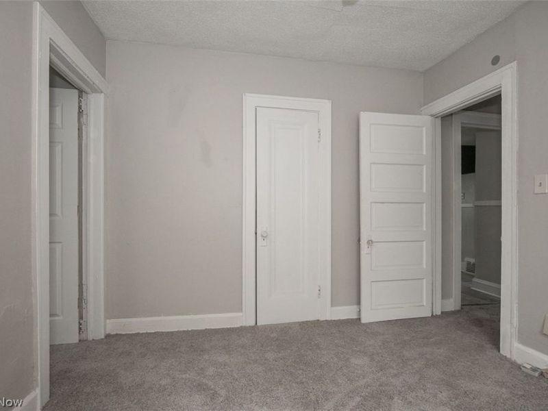 12008 Craven Avenue , Cleveland, OH 44105 Photo 18