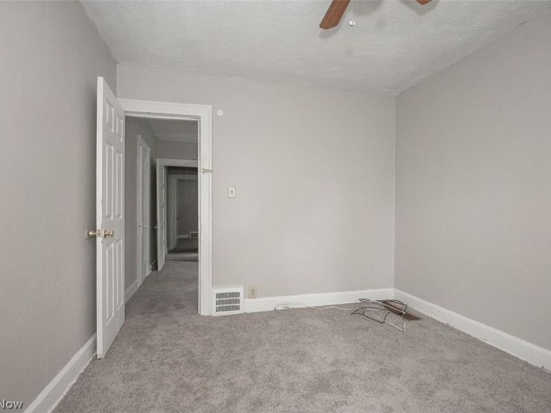 12008 Craven Avenue , Cleveland, OH 44105 Photo 20