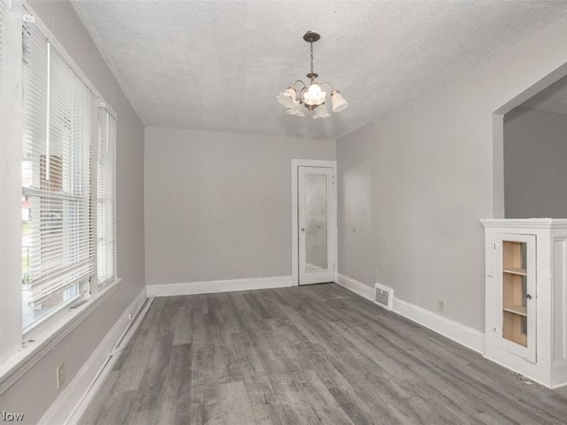 12008 Craven Avenue , Cleveland, OH 44105 Photo 3