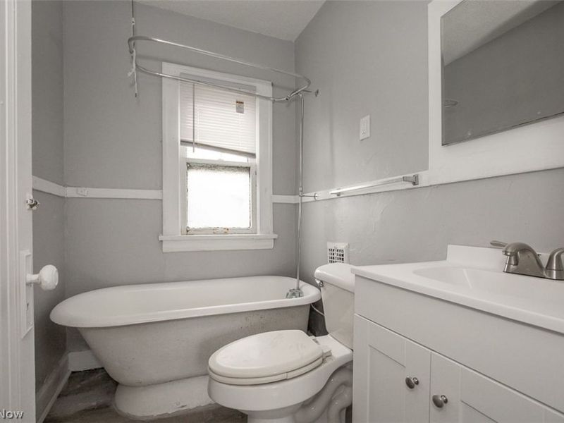 12008 Craven Avenue , Cleveland, OH 44105 Photo 30