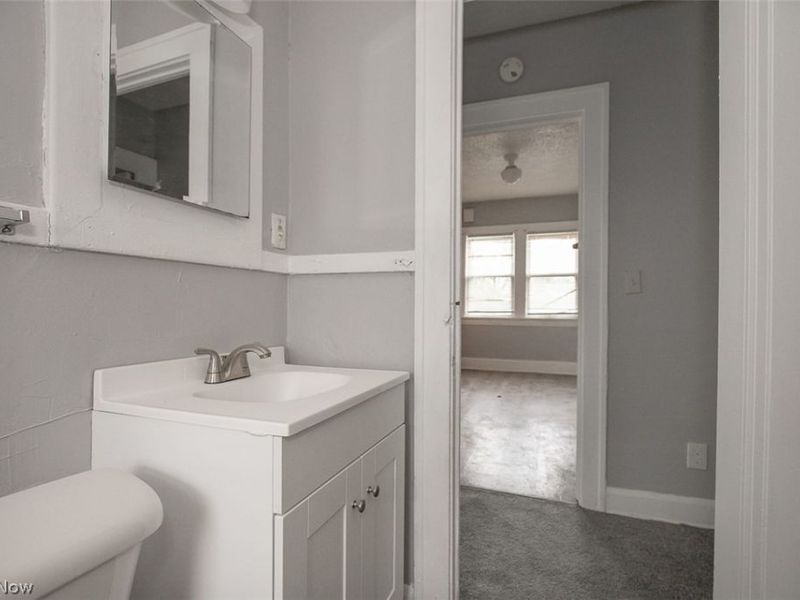 12008 Craven Avenue , Cleveland, OH 44105 Photo 31