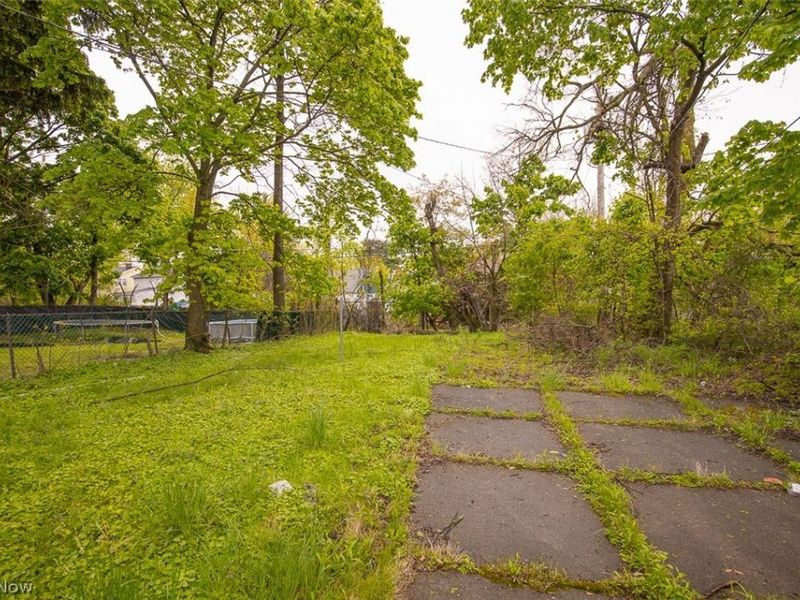 12008 Craven Avenue , Cleveland, OH 44105 Photo 43