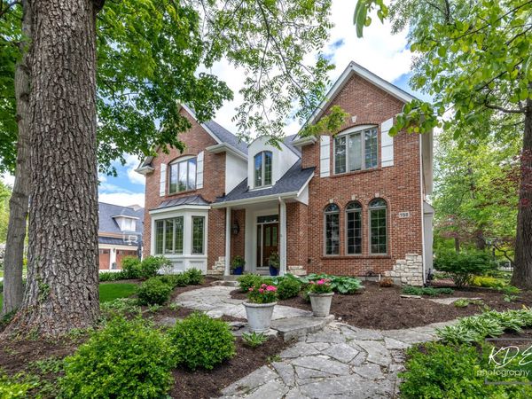 752 S Julian Street , Naperville, IL 60540