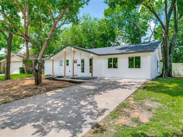 2325 Lake By Drive , Irving, TX 75060