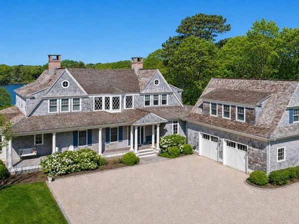 43 Old Main Road , Quogue, NY 11959