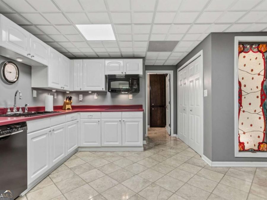 Property Image 43