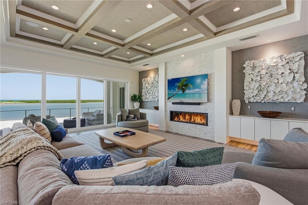 158 S Beach Dr, Marco Island, FL 34145 Photo