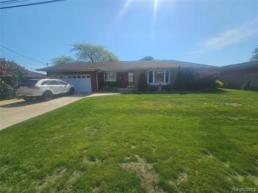 37846 Terra Mar Street, Harrison Twp, MI 48045