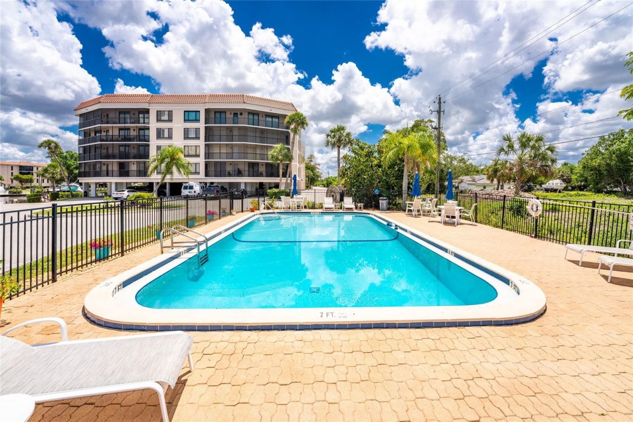 25188 Marion Avenue, Unit B103, Punta Gorda, FL 33950 Photo