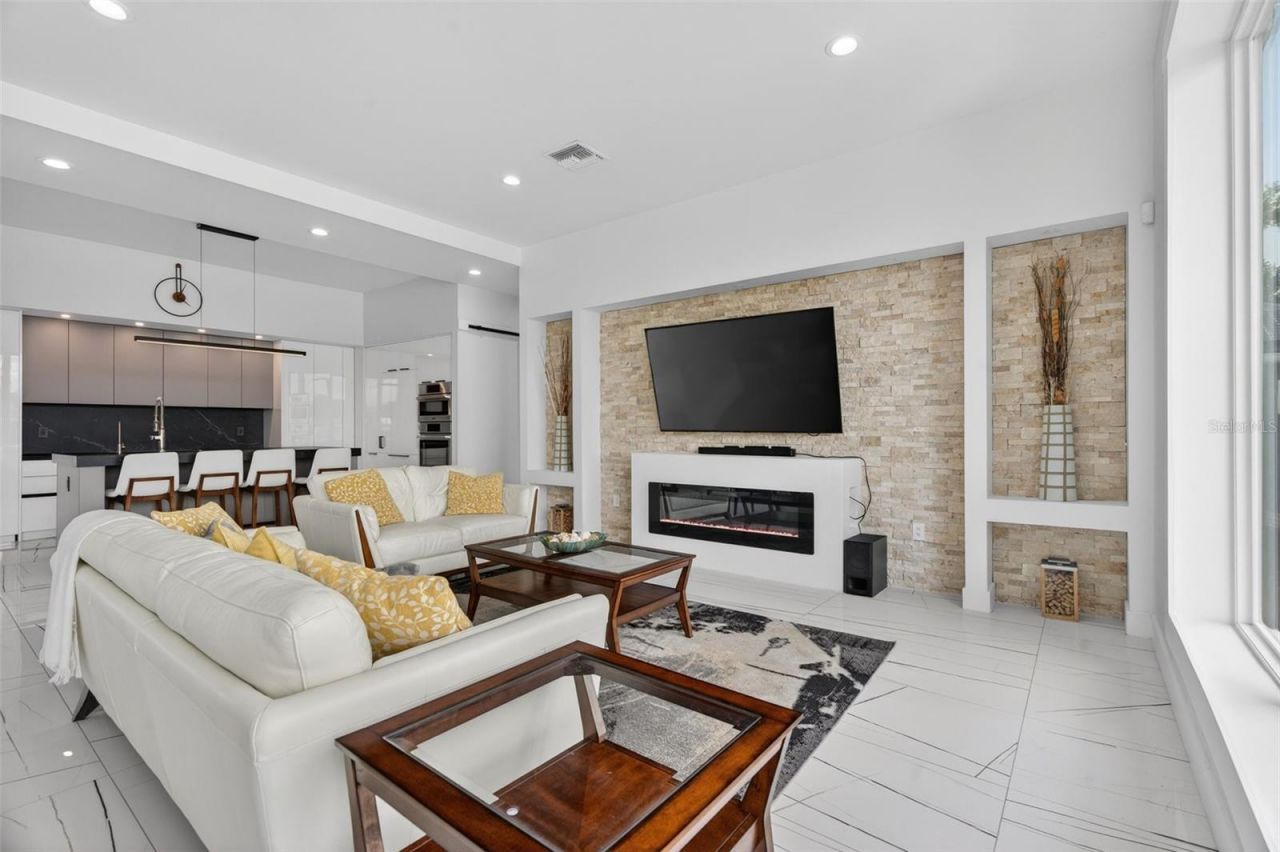 3059 S Lakeshore Court, Eustis, FL 32726 Photo