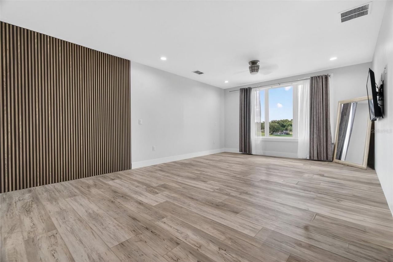 3059 S Lakeshore Court, Eustis, FL 32726 Photo