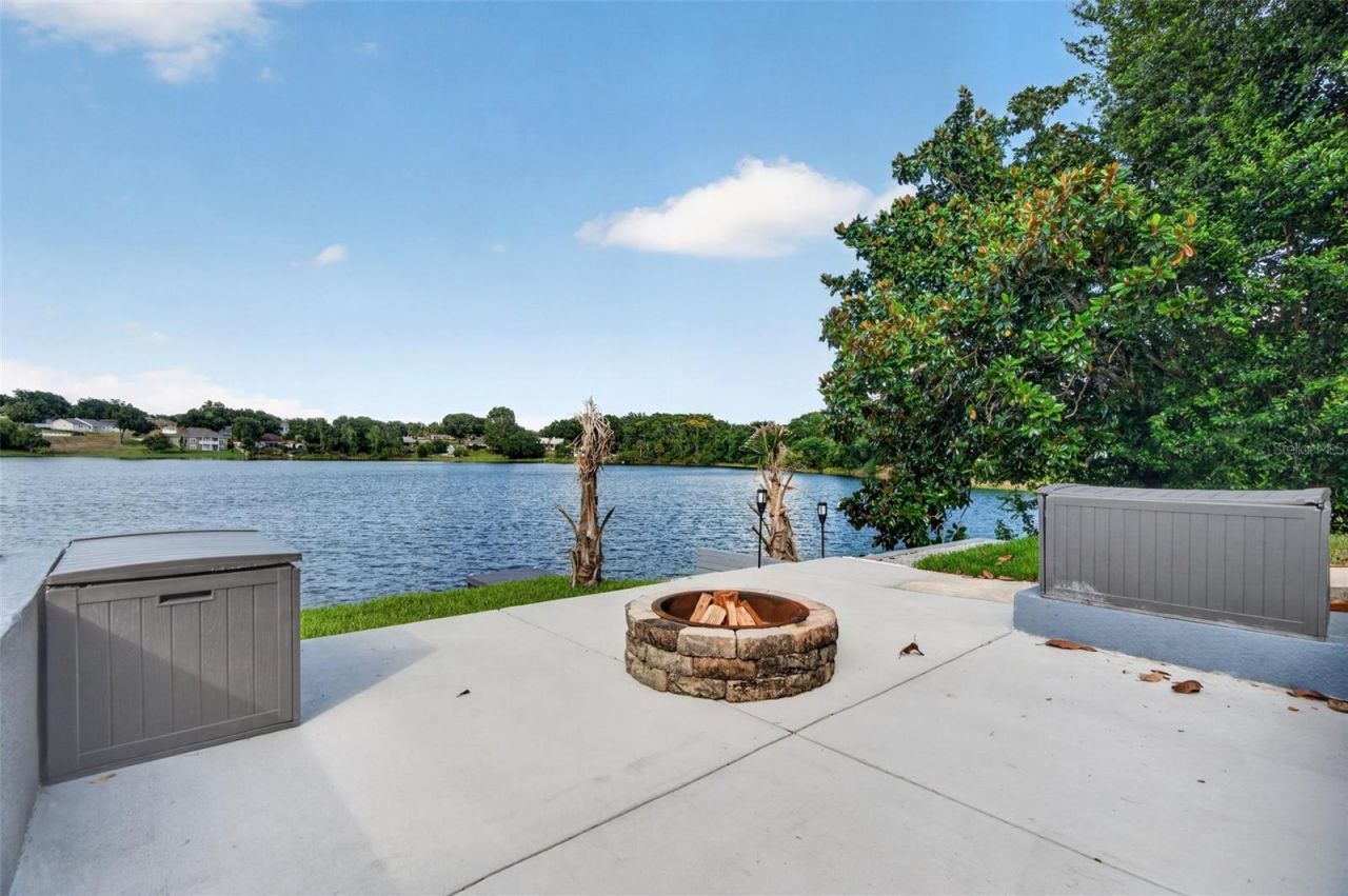 3059 S Lakeshore Court, Eustis, FL 32726 Photo