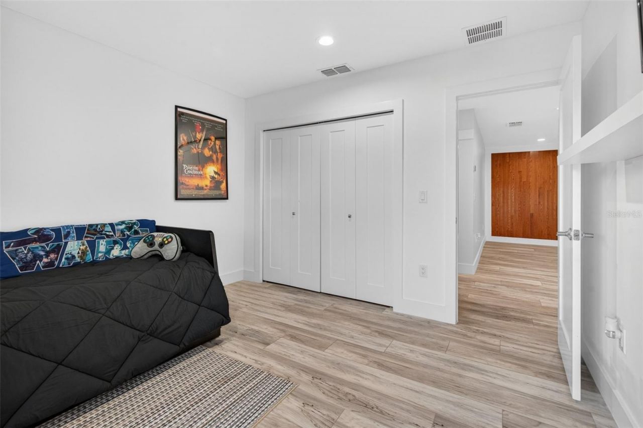 3059 S Lakeshore Court, Eustis, FL 32726 Photo